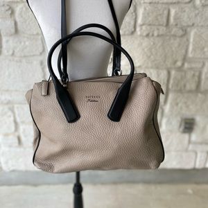 IACUCCI Pellettria Black & Tan Leather Satchel